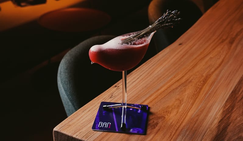 Middle-east-holidays-dubai-rixos-the-palm-dubai-hotel-and-suites-hotel-bar1